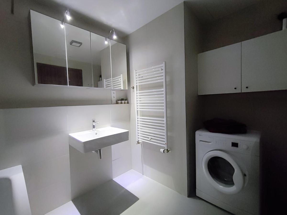 Cozy 2 Rooms Flat - Castle View Bratislava Exteriör bild
